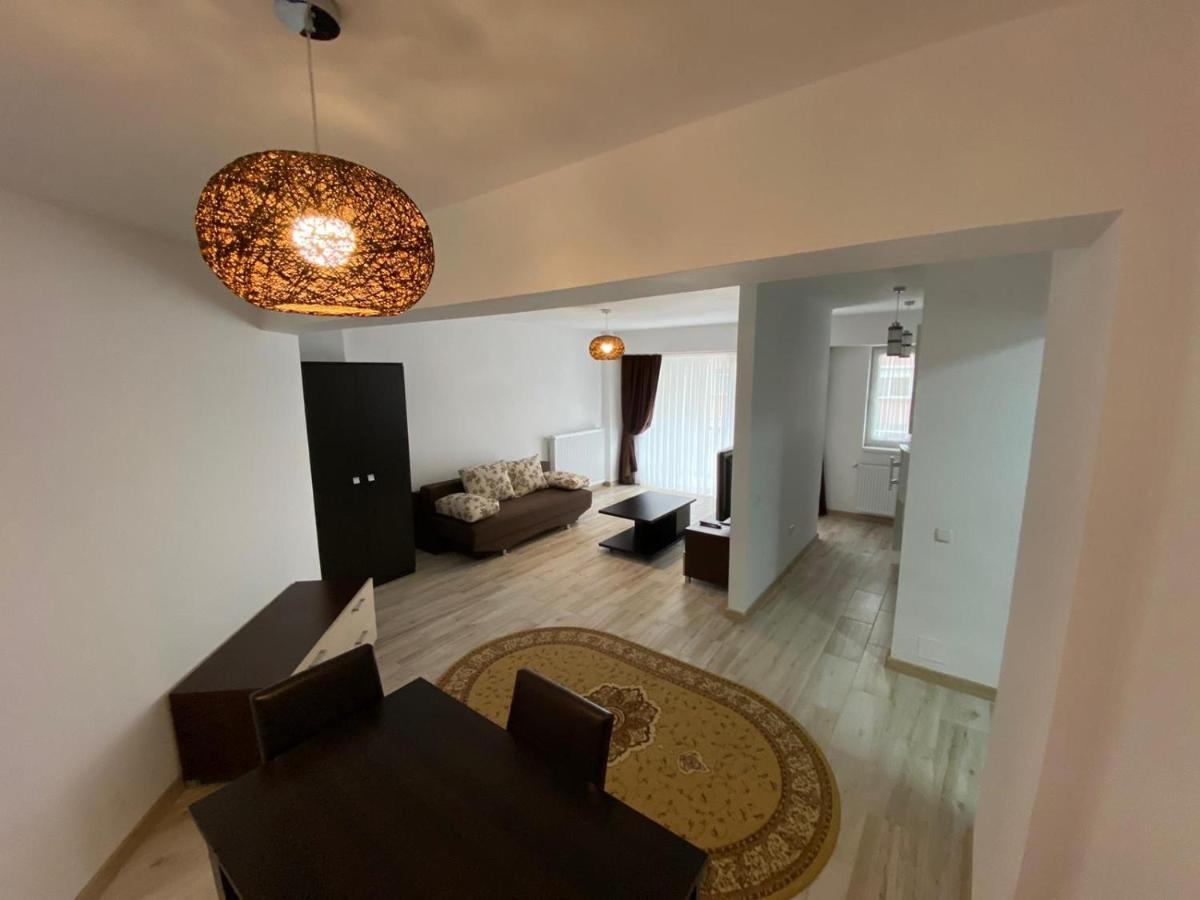 Apartament Stefan Apartment Орадеа Екстериор снимка