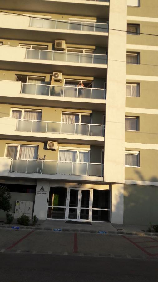 Apartament Stefan Apartment Орадеа Екстериор снимка