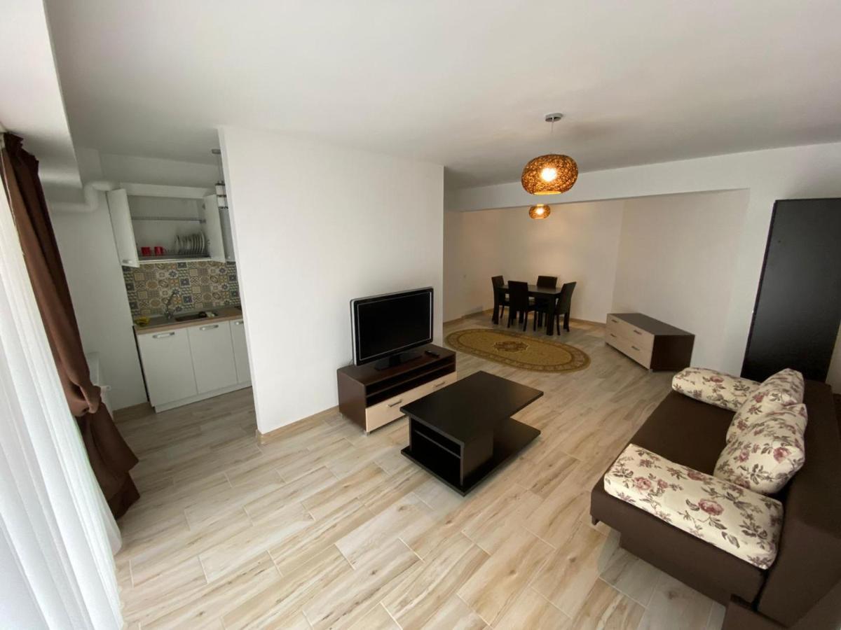 Apartament Stefan Apartment Орадеа Екстериор снимка